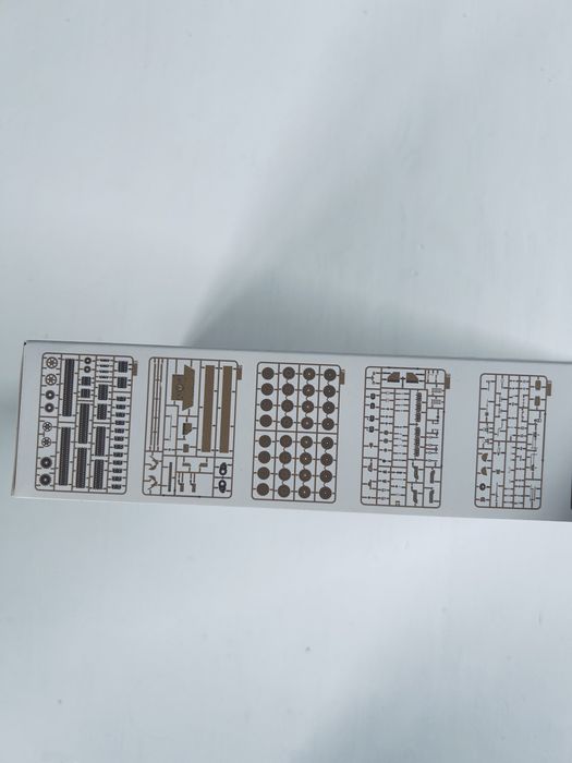 Czołg Panther moddl do sklejania Das Werk DW35041