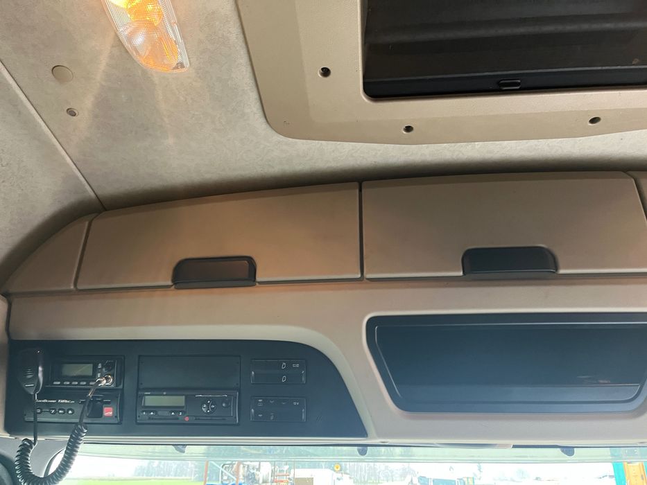 Schowek pólka gorna wąska Mercedes Actros Arocs Antos Mp4