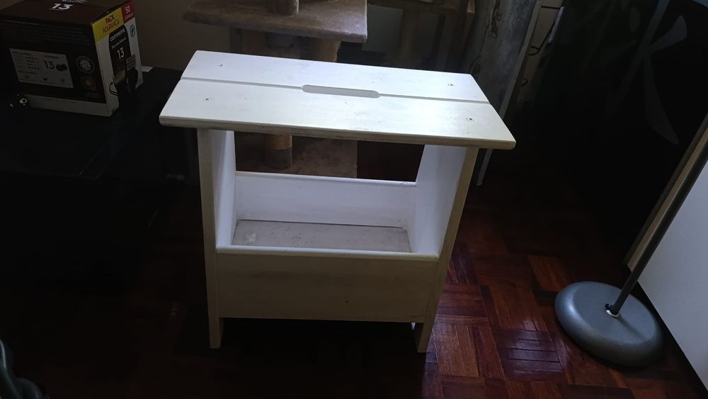 Bedside Table64739026833922121