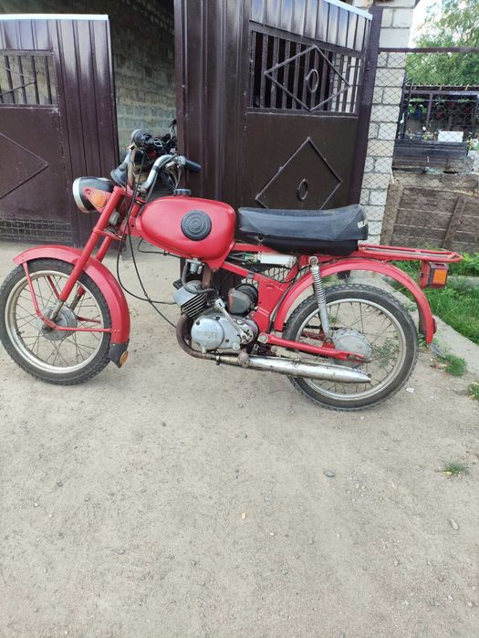 Продам мопед Карпати