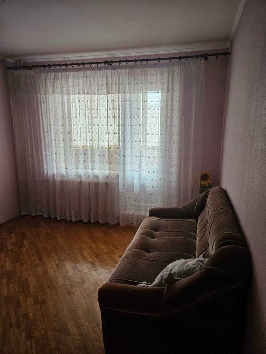 3к квартира Харківський, 5хв пішки метро, вул Вишняківська Перша здача