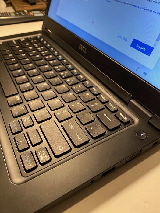 Portatil DELL 16G