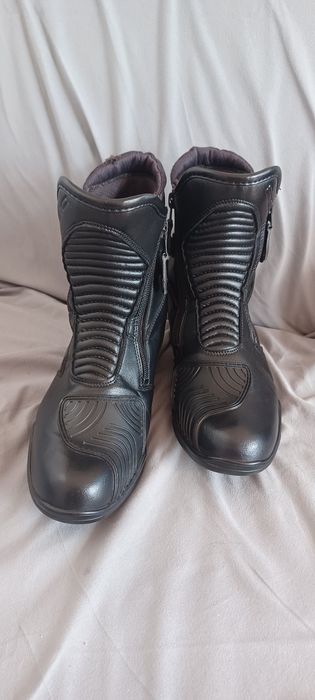 Acessorios moto casaco, capacete, botas e luvas