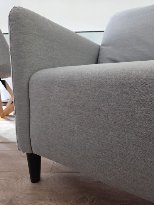 Sofá IKEA ANGERSBY 3 Lugares – Excelente Estado