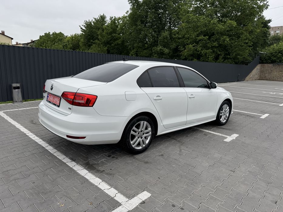 Volkswagen jetta 2015 года
