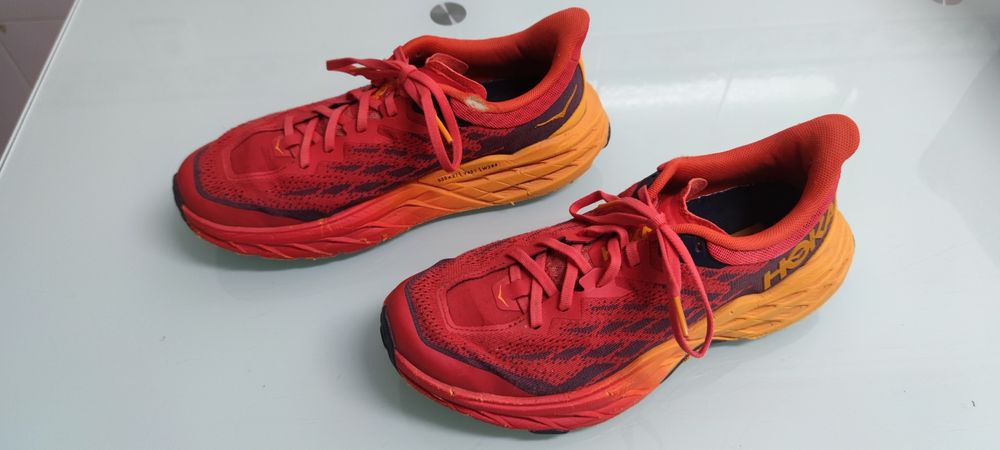 Hoka Speedgoat 5