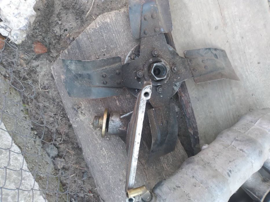 Колектор двигуна ЗМЗ 409