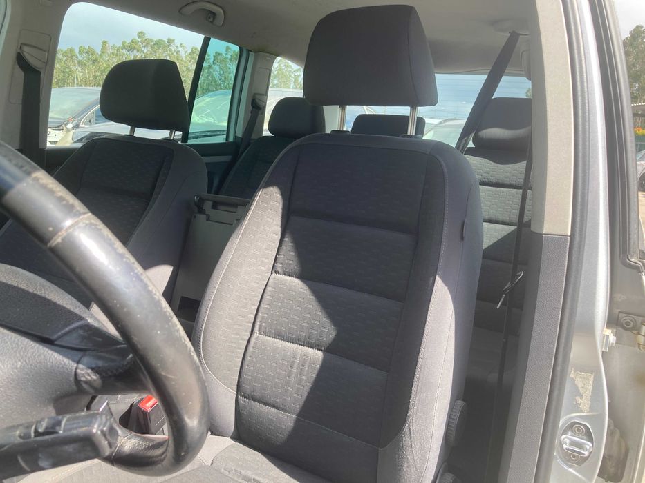 VOLKSWAGEN TOURAN 2009 gasoleo