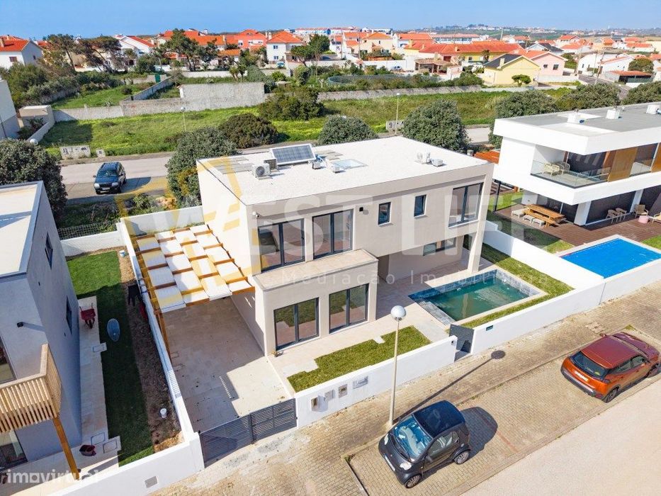 Moradia T3 NOVA com piscina - Junto à Praia de São Lourenço - A 5 m...
