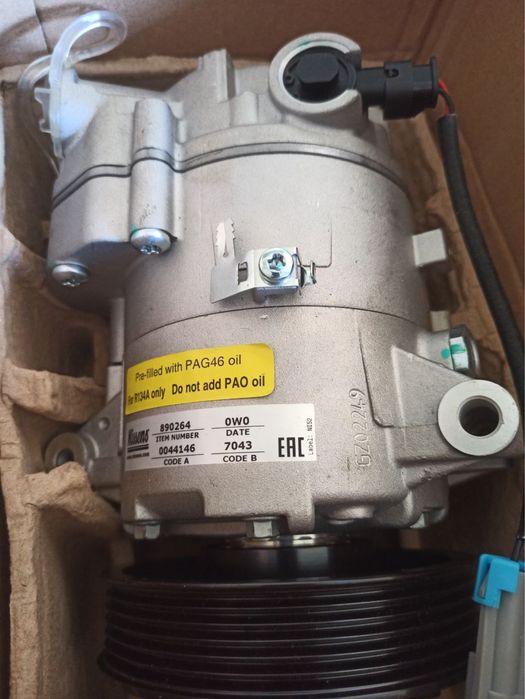 Компресор кондиціонера Chevrolet Captiva 2.2 дизель, 2012 рік