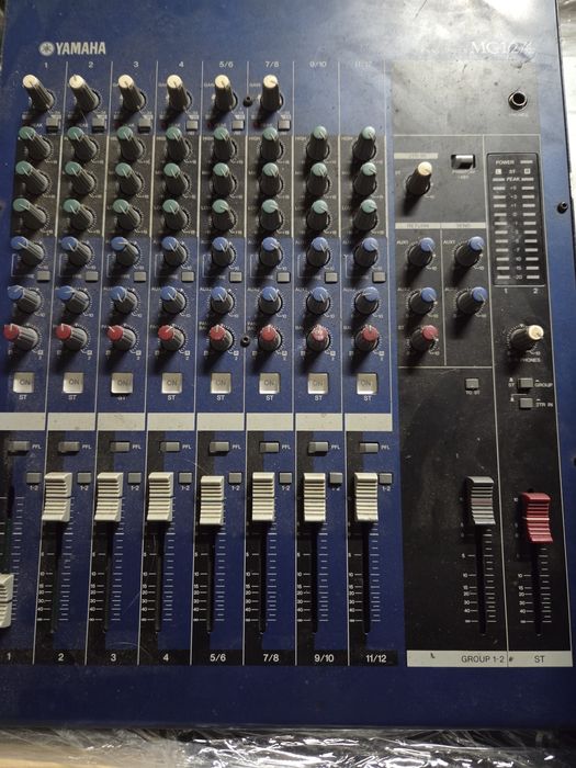 Mikser Yamaha MG12/4