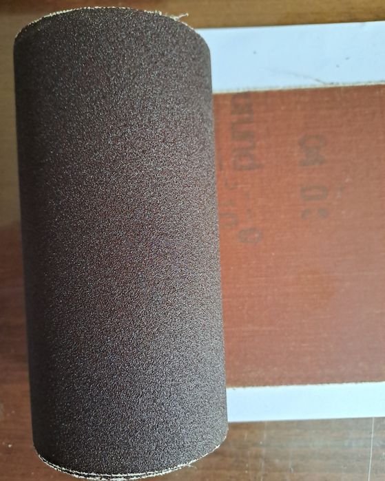 наждачний папір на тканині