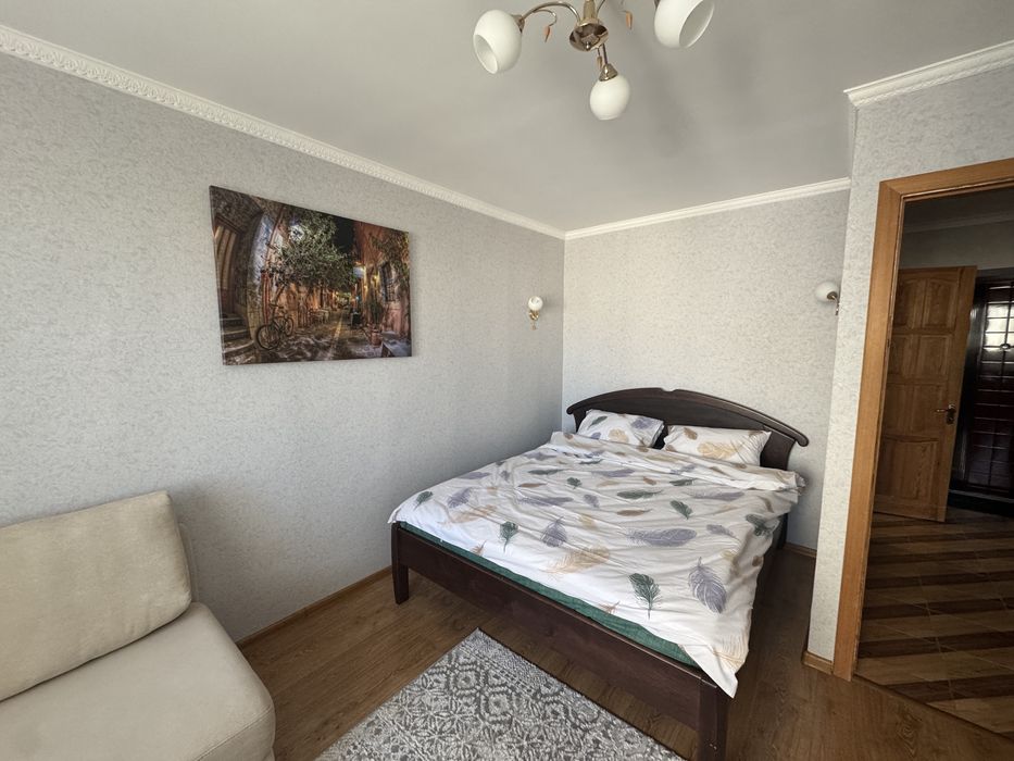 Затишна квартира подобово біля Дніпра