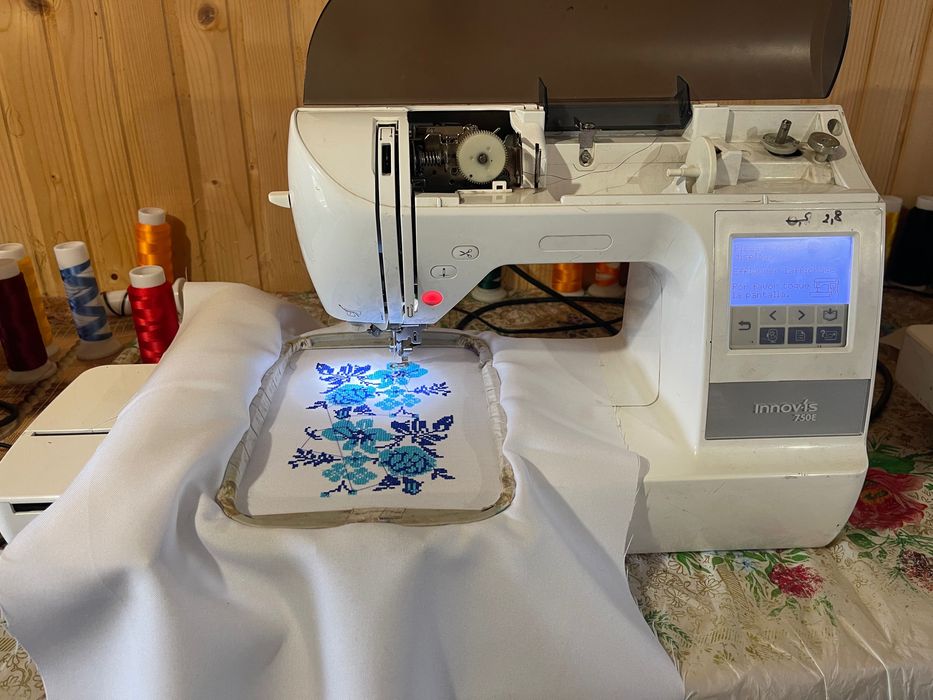 Вишивальна машинка brother 750e