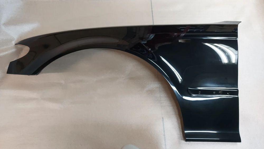 BMW E46 01-05 SEDAN KOMBI BŁOTNIK LEWY LUB PRAWY 475 BLACKSAPHIRE CYNK.