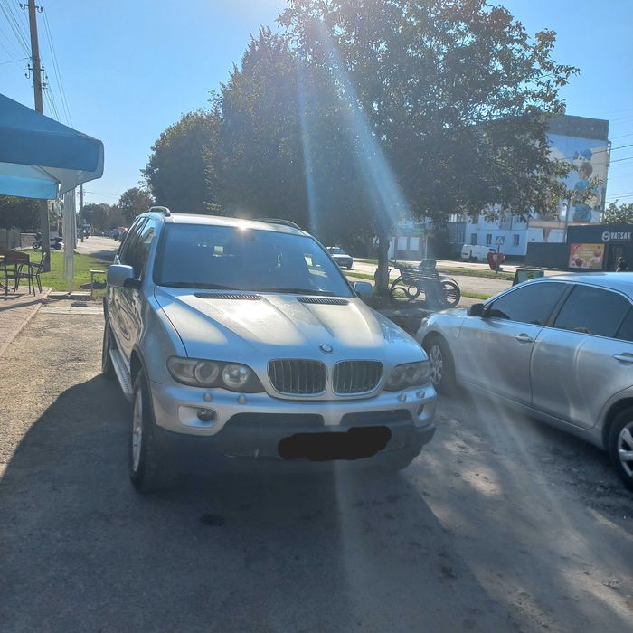 Продам BMW X5 2004