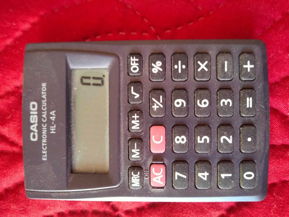 Calculadoras várias usadas mas em funcionamento