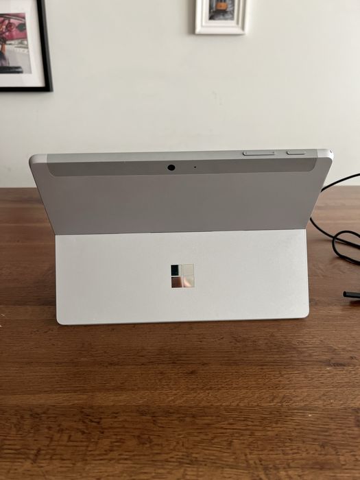Microsoft Surface Go 2 com teclado