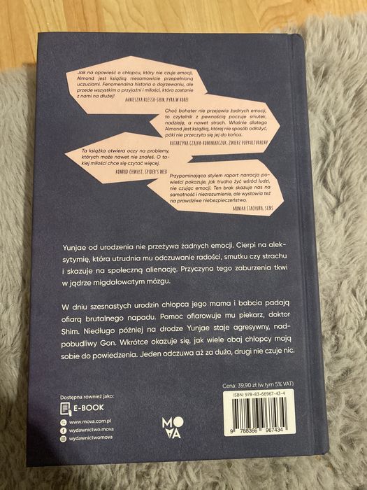 almond ten który nie czuł