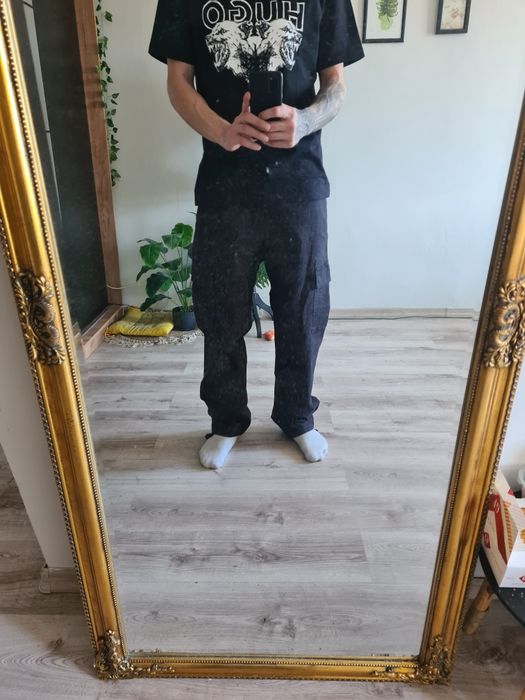 Nowe spodnie męskie marki Review