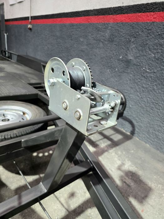 Reboque porta carros com documentos