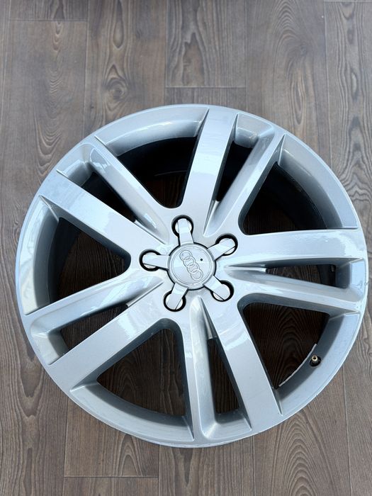 Диски Audi Q7 5/130/R20
