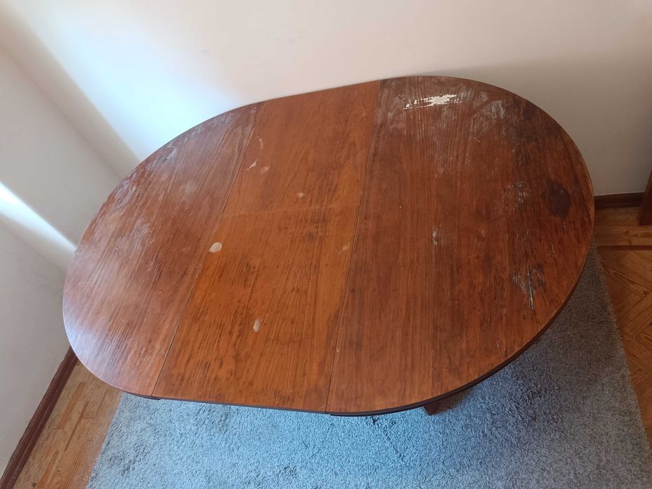 Mesa antiga desmontável