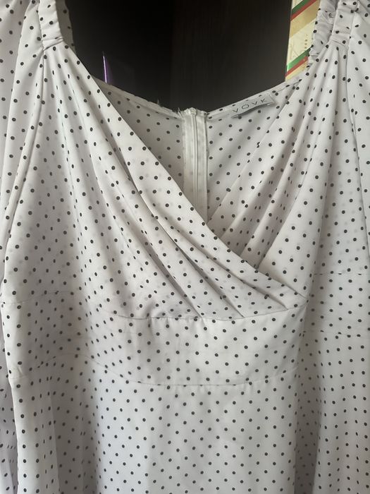 Сукня жіноча вечірня