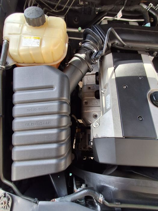JIPE  SSANGYONG RJ REXTON.......
