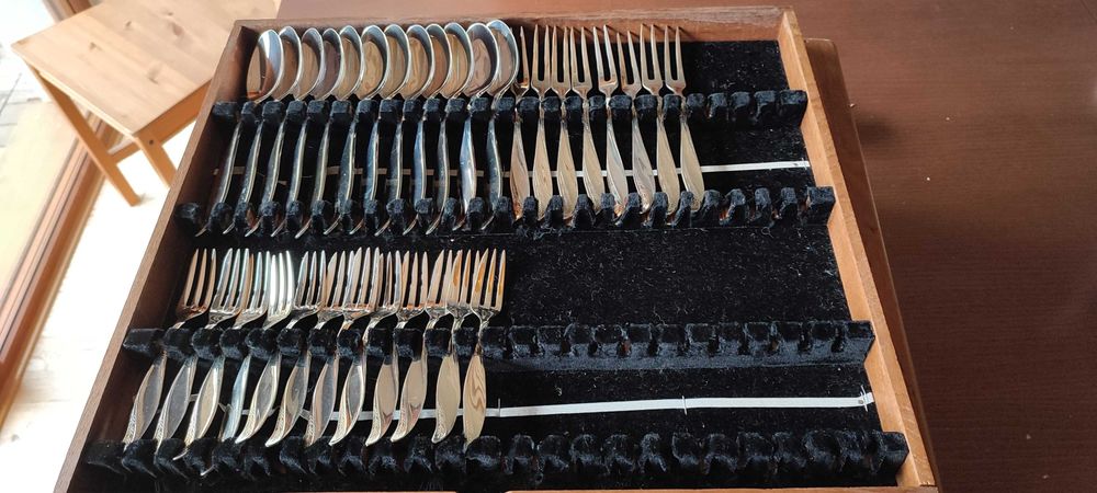 Sztućce Hefra MET 90 i MET 60, Styl Amerykański 82 szt Wyprzedaż