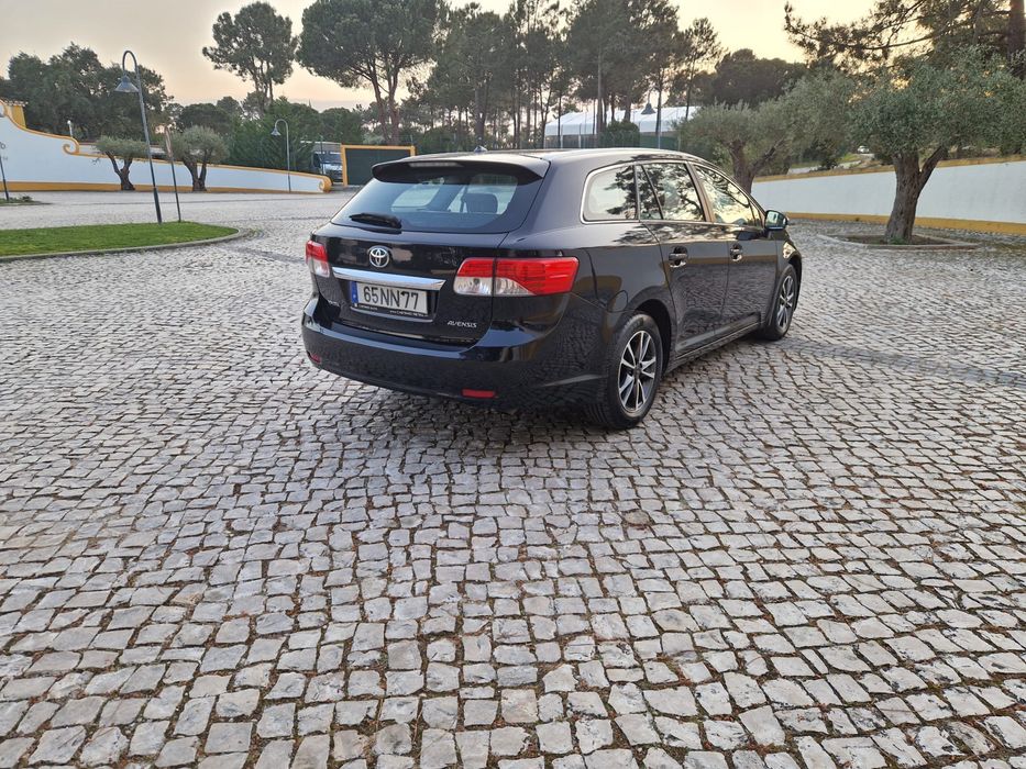 Toyota Avensis 2.0D4D Nacional c/ histórico