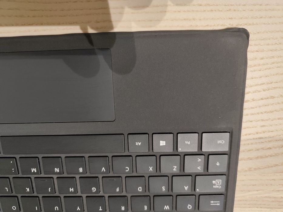Teclado Microsoft surface com pouco uso