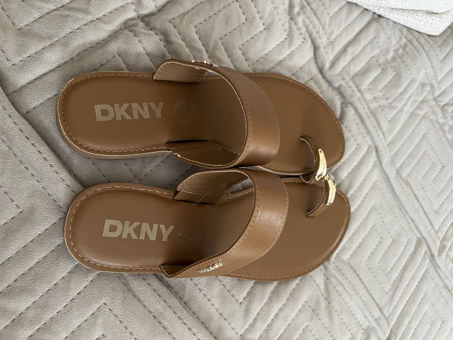 Klapki japonki DKNY