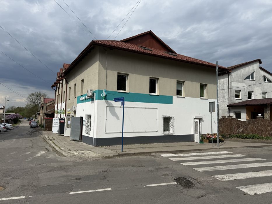Продаж окремо стоячого комерційного приміщення у Дублянах вул Шевченка