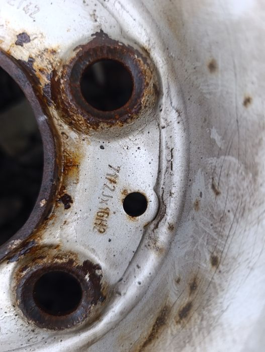 Koła felgi Mercedes r 16 w 211 c klasa s klasa stalówki