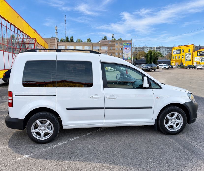 Volkswagen Caddy 2014р