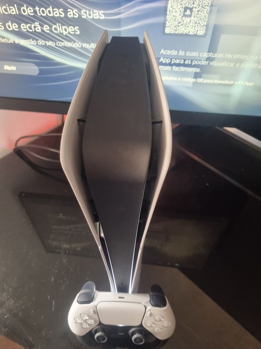 Ps5 slim  Digital - Em Garantia até 2028 - Ler anúncio  !!