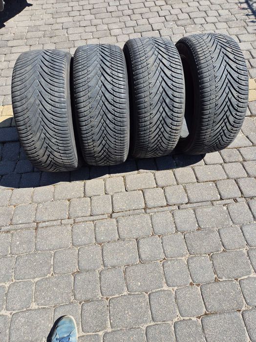4szt. opony zimowe 235/45/R17 Kleber