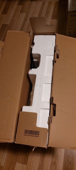 Monitory Gamingowe msi mag 271qpx uszkodzony