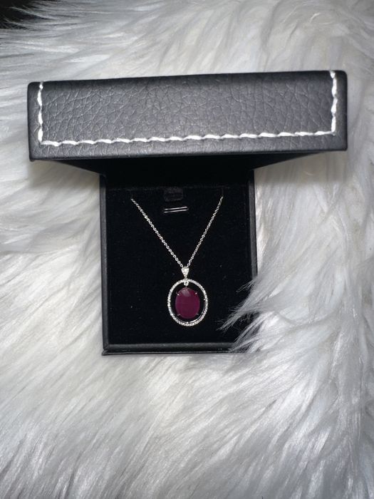 Naturalny ogromny Rubin 8ct Diamenty naszyjnik cert IGI