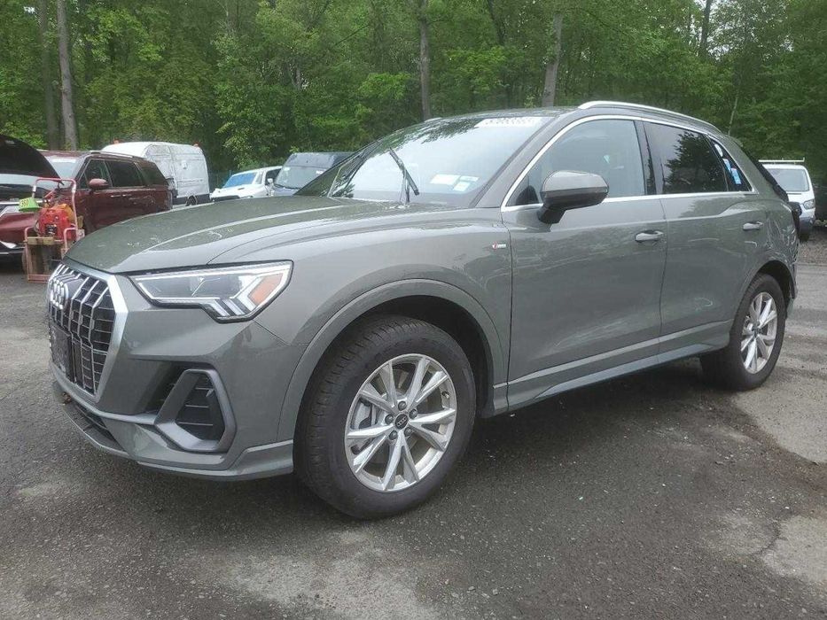 Бампер Audi Q3 83a розборка Ауді Кю 3  рест LX7G