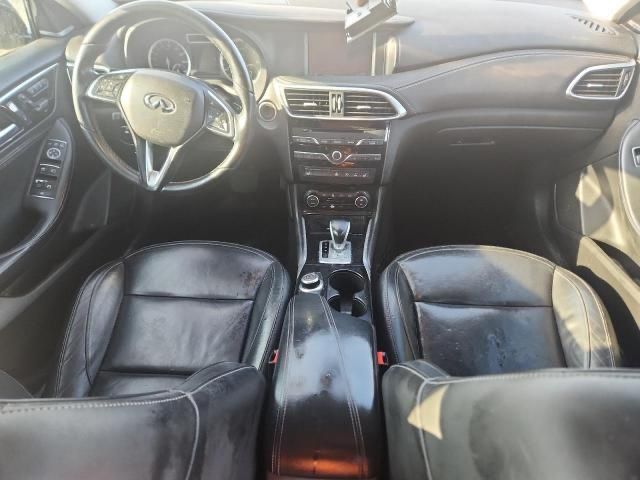 2017 Infiniti qx30  2.0 AWD