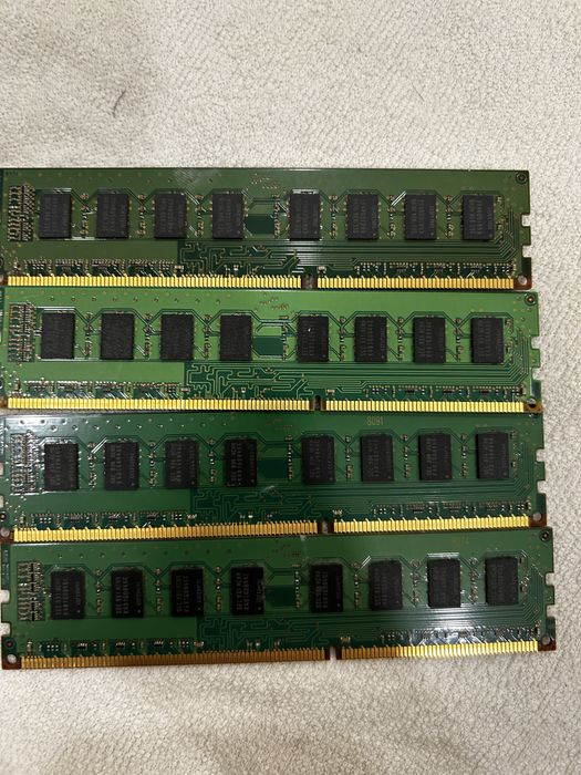 Оперативна пам’ять Samsung DDR3 2GB PC3-10600 (1333 MHz)