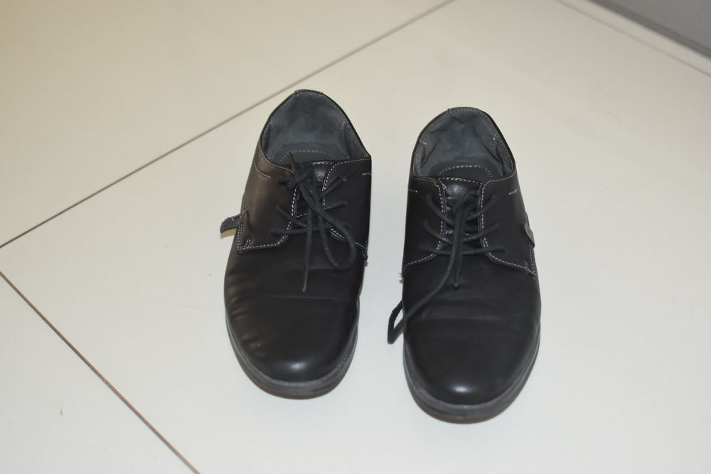 Buty  eleganckie 39