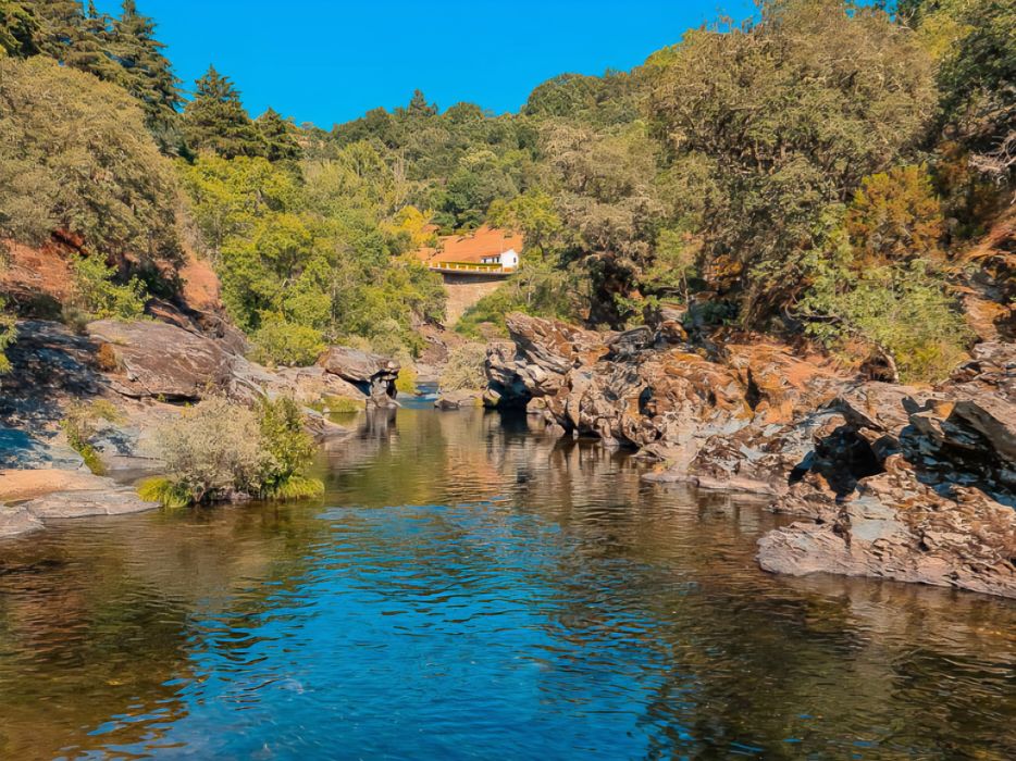 Casa para reconstrução ideal para turismo rural