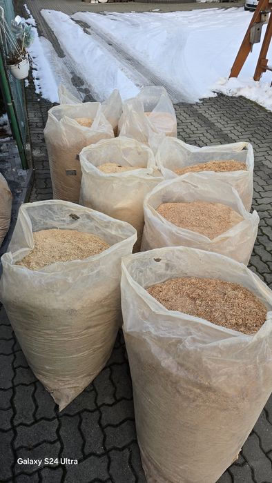 Trociny suche  bukowe, lipowe.