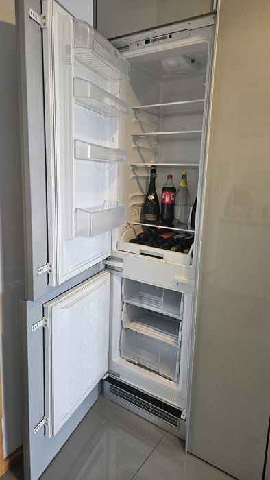 Frigorífico de encastre teka