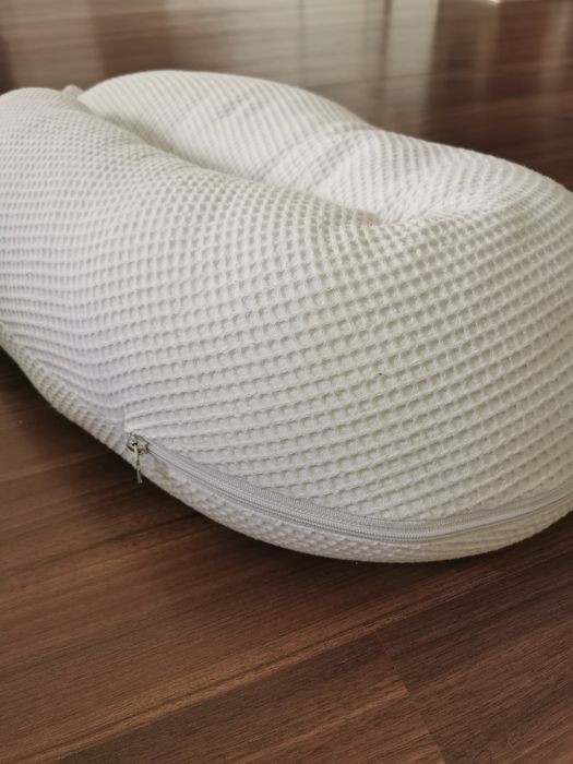 Poduszka dla kobiet w ciąży i rogal do karmienia