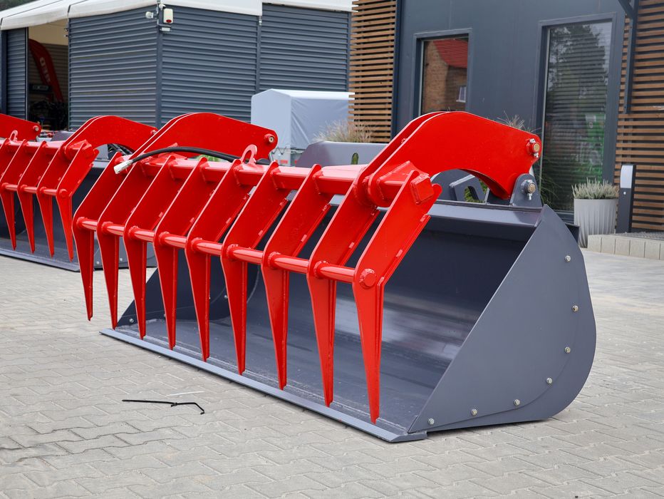 Łyżko-krokodyl 2,4 łycho solidny do ładowarki teleskopowej kołowej