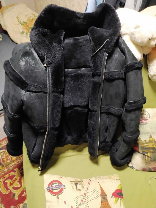 Дубленка новая размер L женская цена договорная.